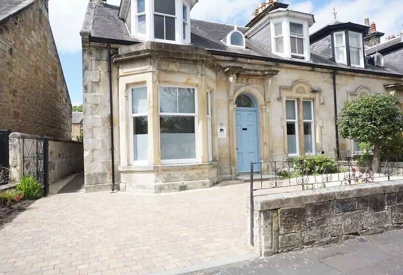 تختخواب و صبحانه Barns Serviced Accommodation