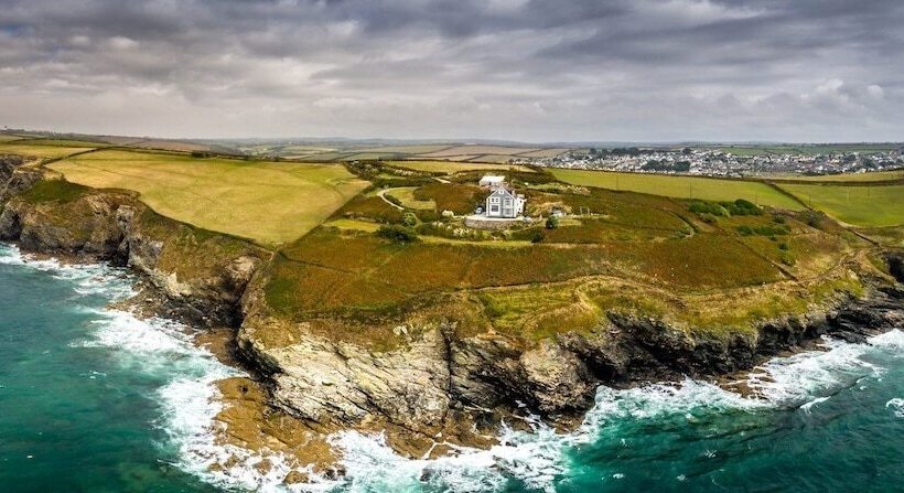 تختخواب و صبحانه Beacon Crag