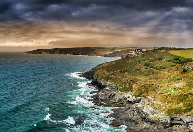 تختخواب و صبحانه Beacon Crag