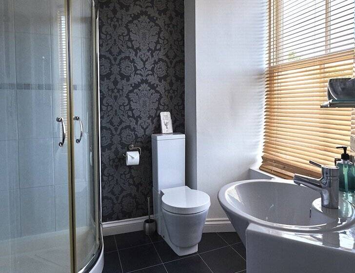 تختخواب و صبحانه Beacon Crag