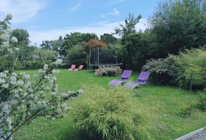 تختخواب و صبحانه Chambres D'hotes Grace