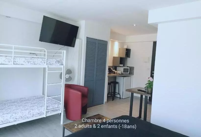 ベッドアンドブレックファースト Chambres D'hotes Grace
