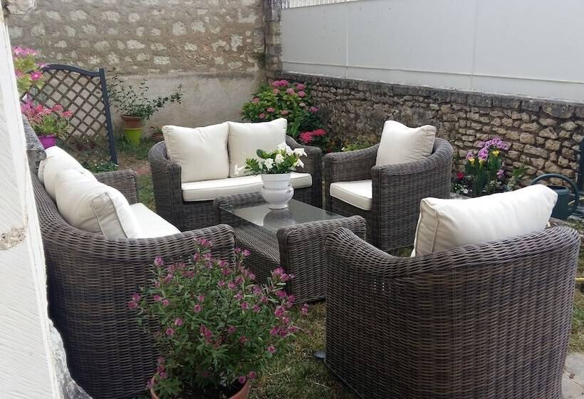 مبيت وإفطار Le Manoir Des Roches