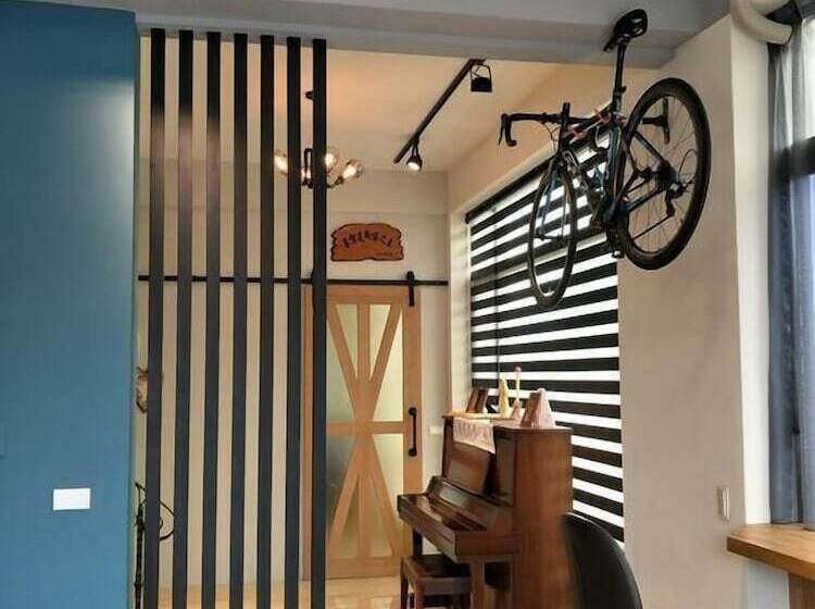 تختخواب و صبحانه Letes Stay