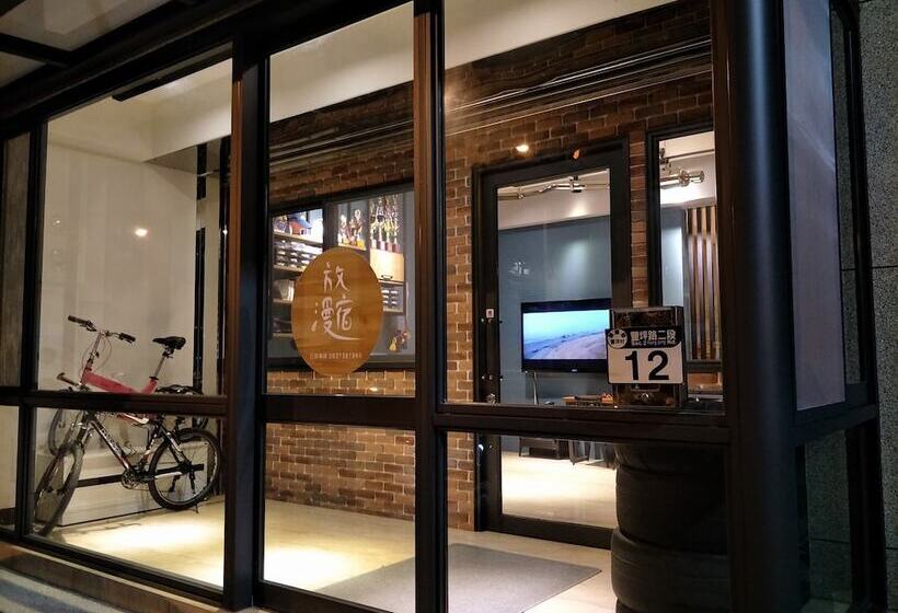 تختخواب و صبحانه Letes Stay