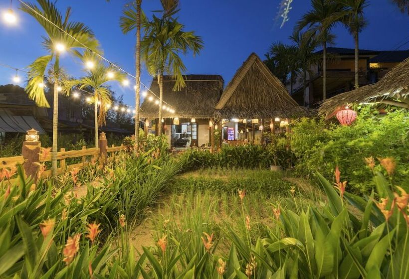 Hoi An Farm Village   Hostel