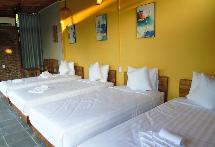 Hoi An Farm Village   Hostel