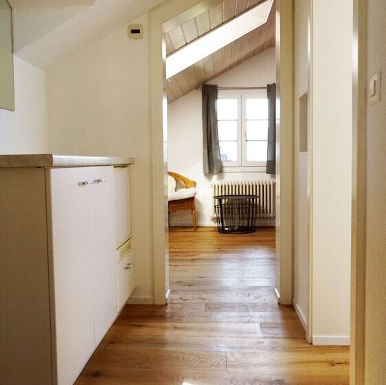 Hotel Adventure Guesthouse