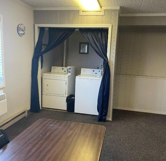 فندق Days Inn By Wyndham Mandan Bismarck Area