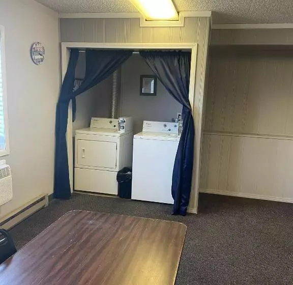 Hotelli Days Inn By Wyndham Mandan Bismarck Area