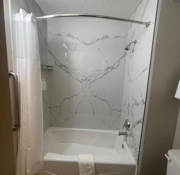 فندق Days Inn By Wyndham Mandan Bismarck Area