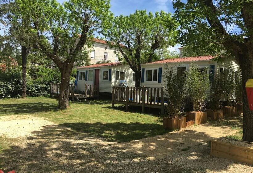 فندق Camping L'oasis