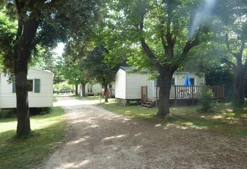 ホテル Camping L'oasis