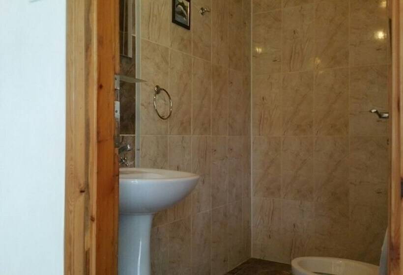 هتل Esralina Pansiyon