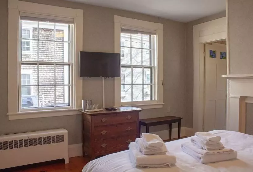 ホテル Hawthorn House