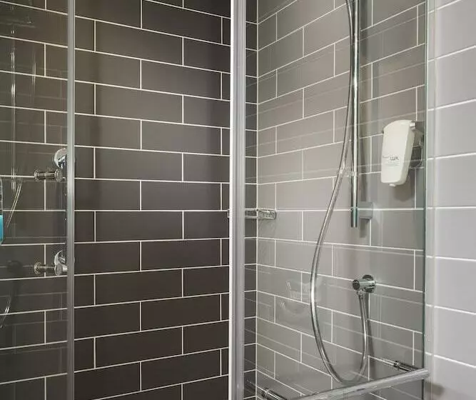 Hotelli Holiday Inn Express   Bordeaux   Lormont, An Ihg