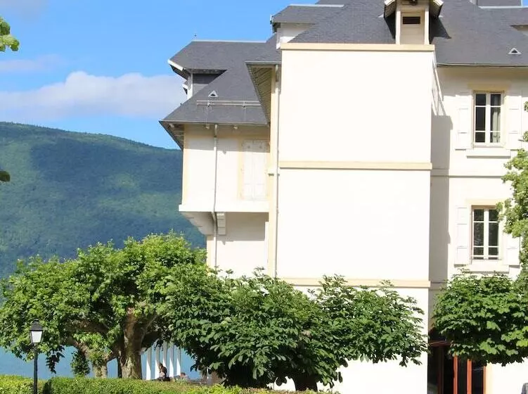 ホテル Le Pavillon Des Fleurs