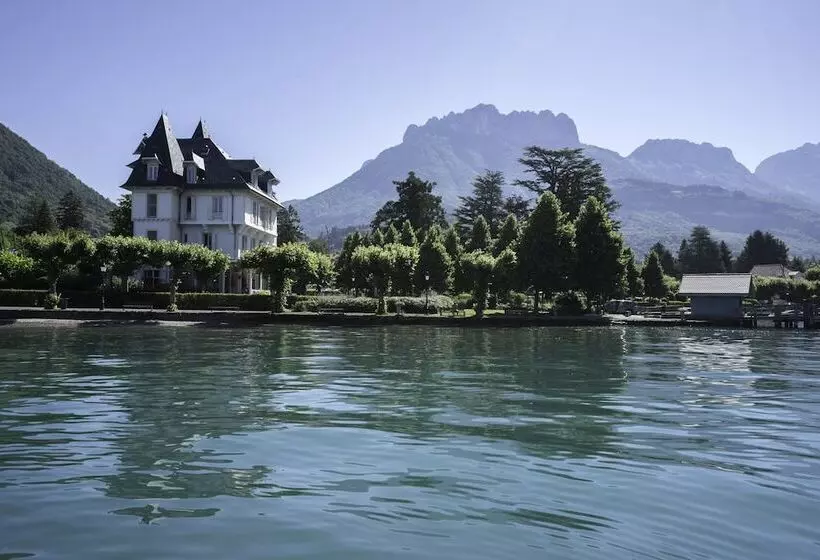 ホテル Le Pavillon Des Fleurs