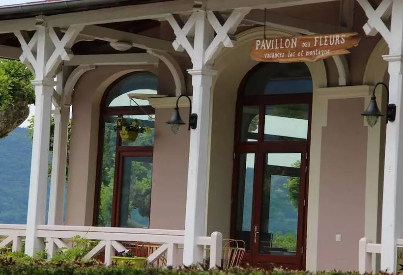 ホテル Le Pavillon Des Fleurs