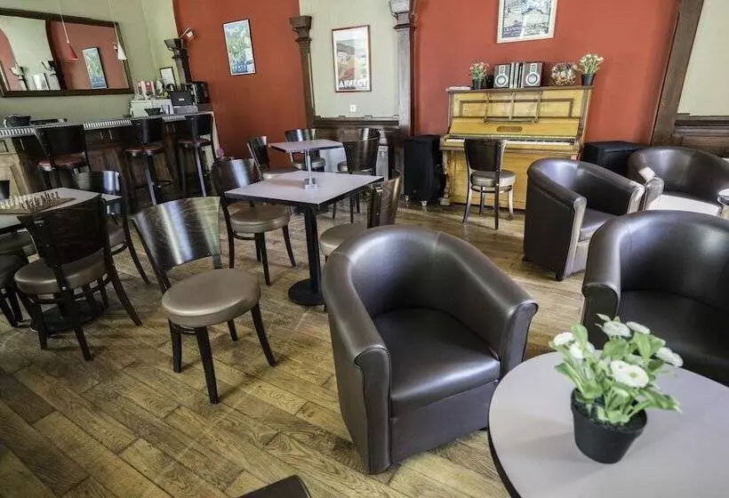 ホテル Le Pavillon Des Fleurs