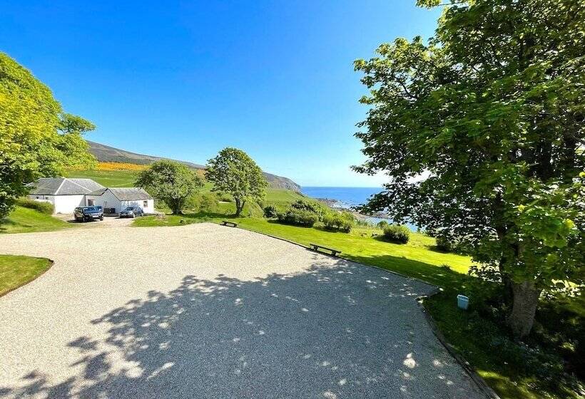 בית מלון כפרי Navidale House  Bed, Breakfast & Bar