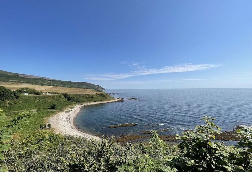 ホテル Navidale House  Bed, Breakfast & Bar