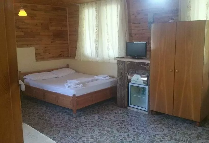 Hotelli Esralina Pansiyon