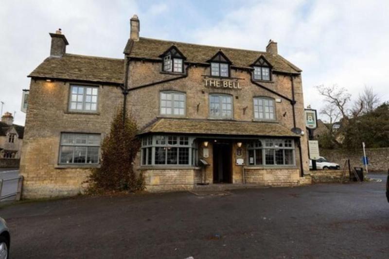 فندق The Bell At Stow