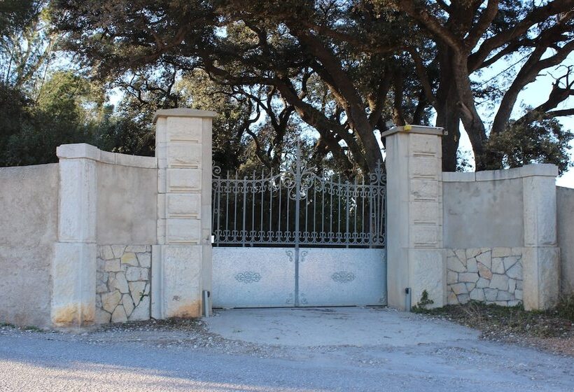 צימר Domaine De Selhac