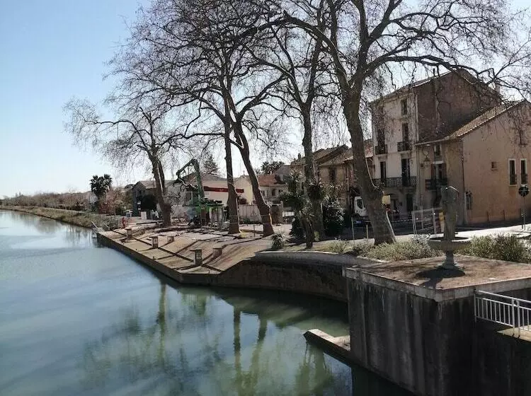 ベッドアンドブレックファースト Maison Du Canal