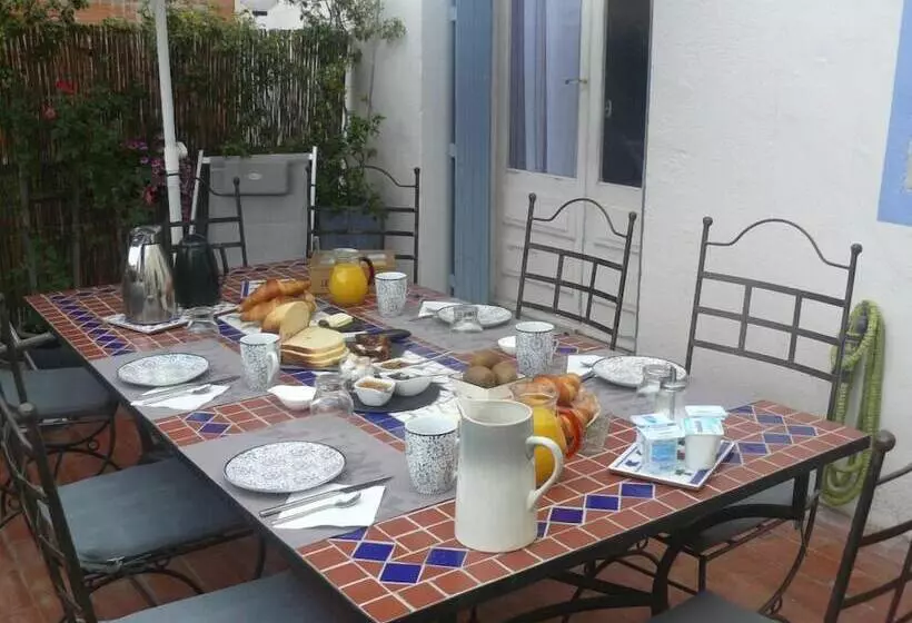 ベッドアンドブレックファースト Maison Du Canal