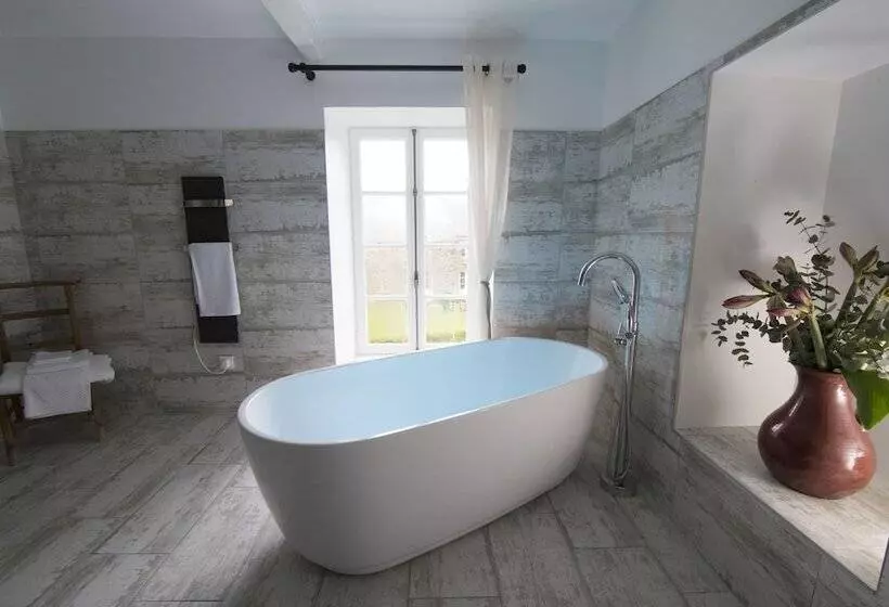 تختخواب و صبحانه Manoir De Penn Lann