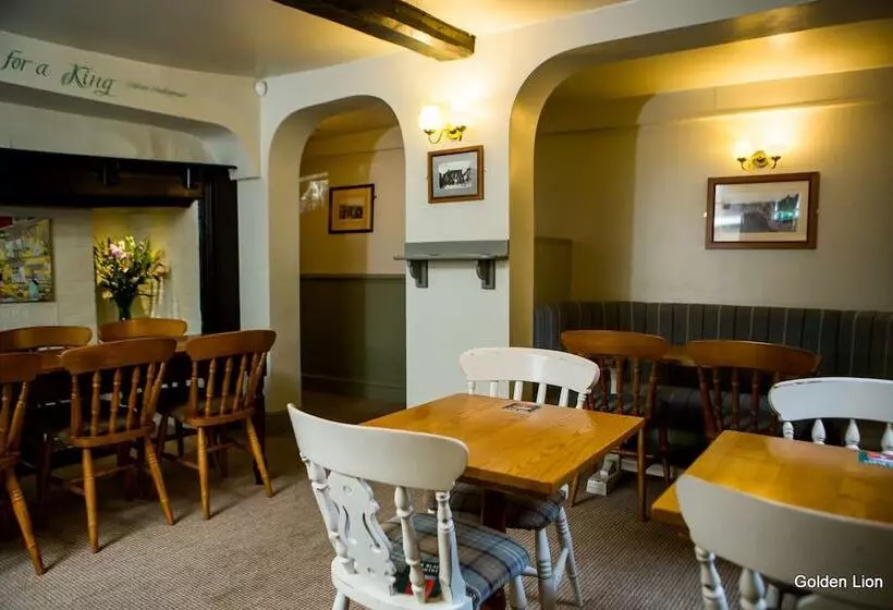 Aamiaismajoitus (B&B) The Golden Lion Inn