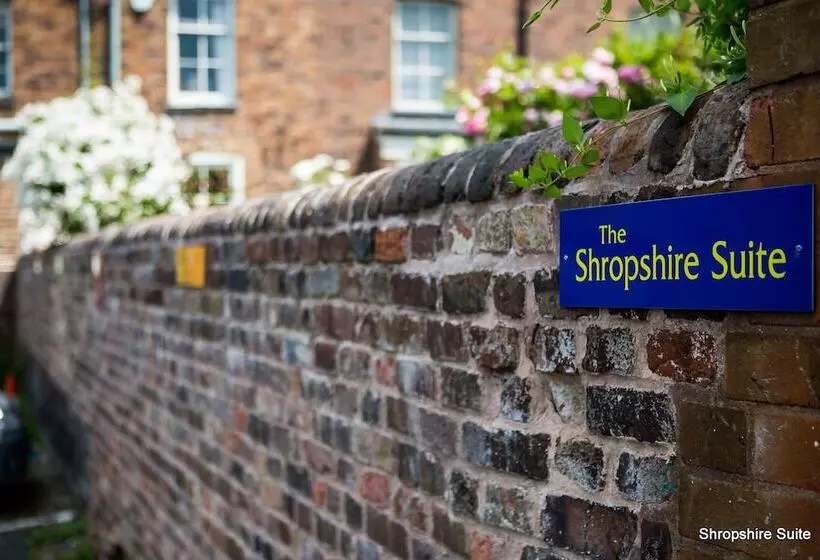 Aamiaismajoitus (B&B) The Golden Lion Inn