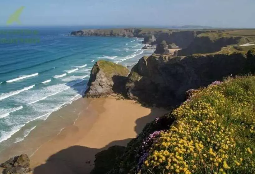 Callestock Courtyard