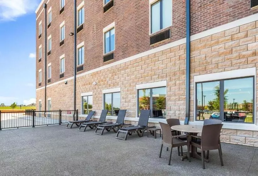 ホテル Comfort Suites Marysville Columbus  Northwest