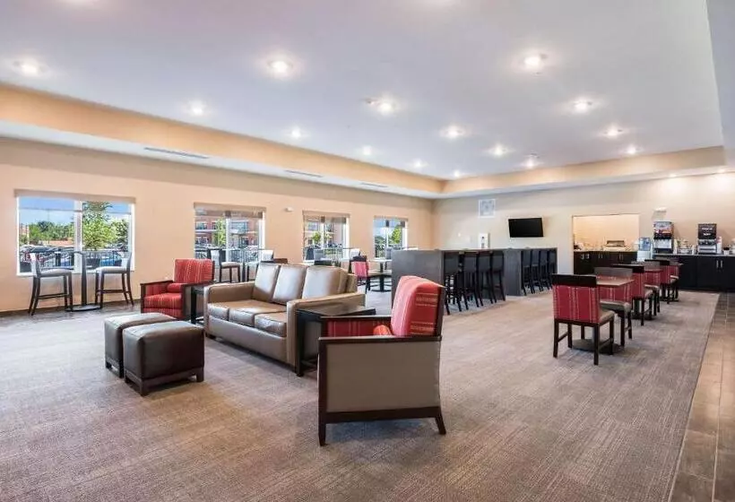 ホテル Comfort Suites Marysville Columbus  Northwest