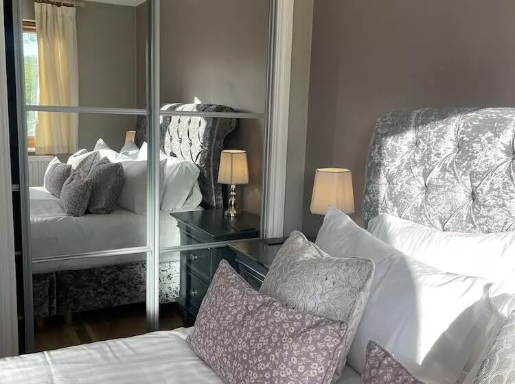 هتل South View Lodges