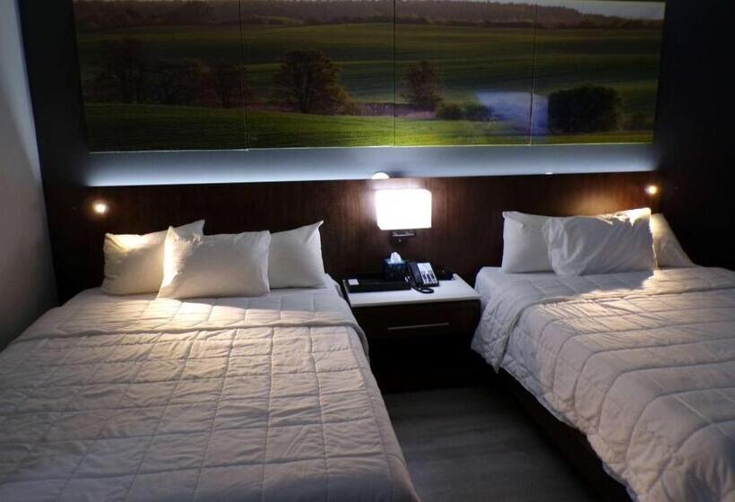 Luxor Inn & Suites, A Travelodge By Wyndham