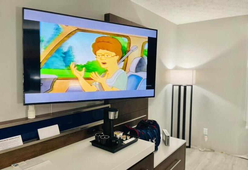 Luxor Inn & Suites, A Travelodge By Wyndham