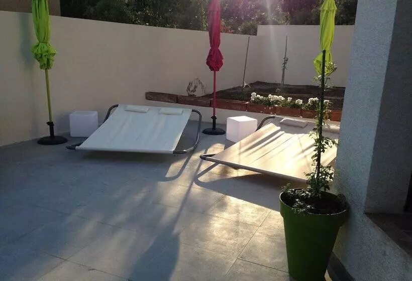 پانسیون Maison D Hotes Naturiste Villa Paulana