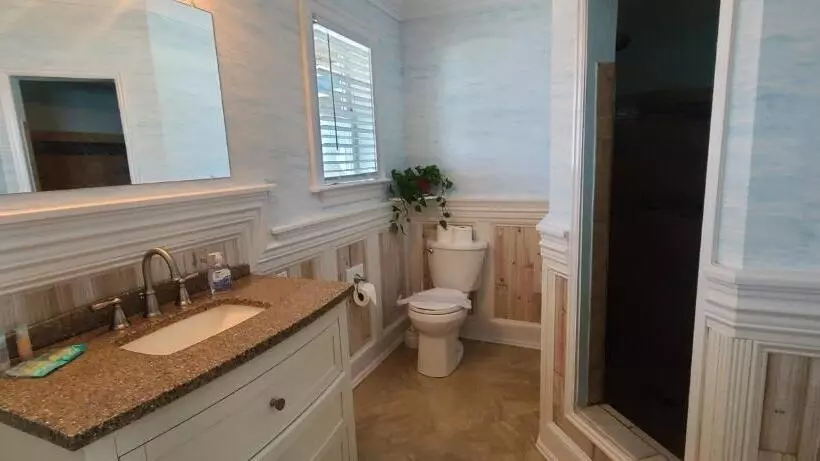 Pierhouse Bed & Breakfast