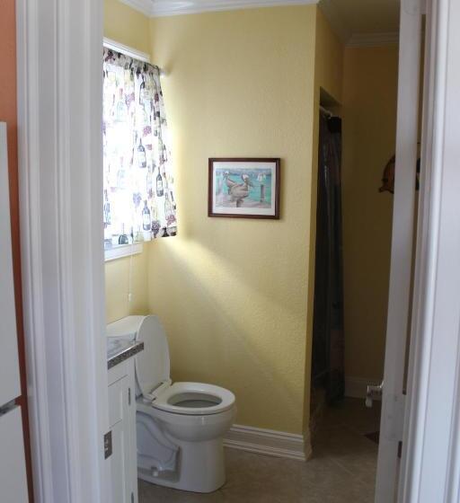 Pierhouse Bed & Breakfast