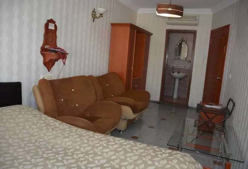 Sadikoglu Oteli