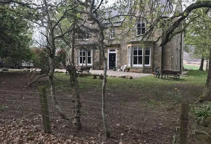 The Old Manse B&b