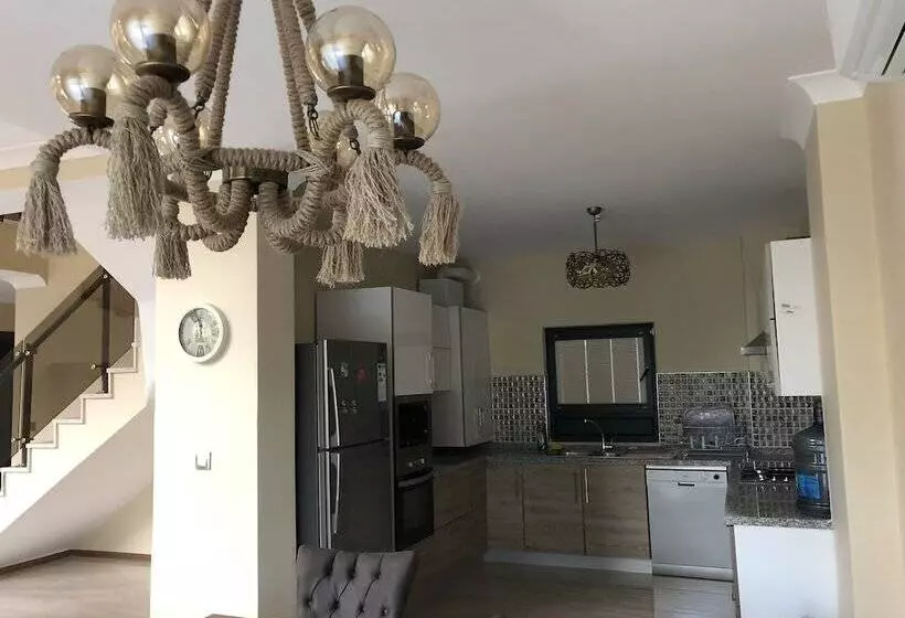 Yakut Villa