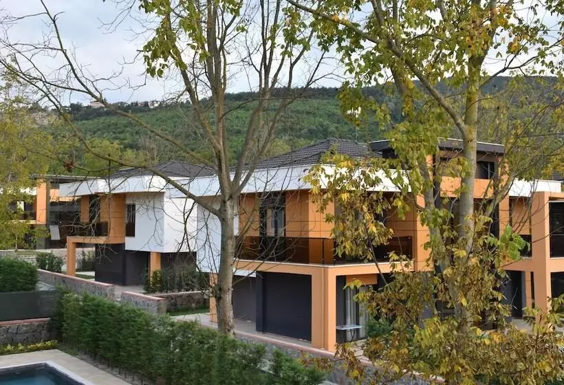 Yakut Villa