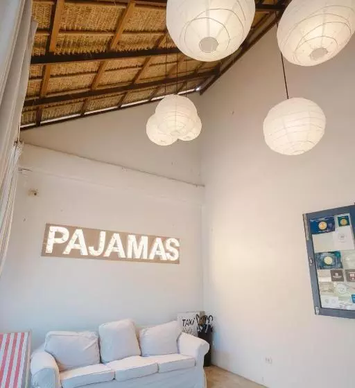 Retkeilymaja Pajamas Koh Chang