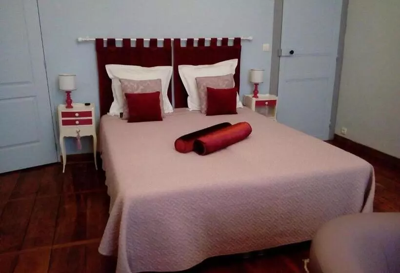 Aamiaismajoitus (B&B) Aux Rosiers