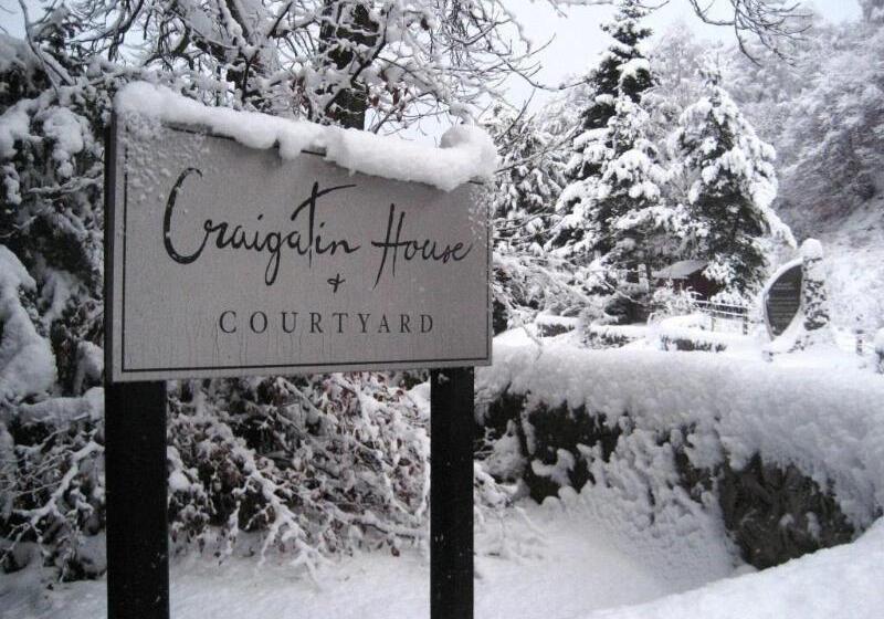 Aamiaismajoitus (B&B) Craigatin House & Courtyard